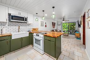 Big Island Lunapule Condos 104 2 Bedroom Condo