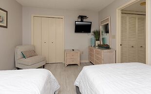 Phoenix Iv 4031 3 Bedroom Condo by Redawning