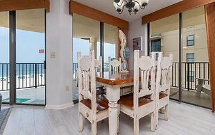 Phoenix Iv 4031 3 Bedroom Condo by Redawning