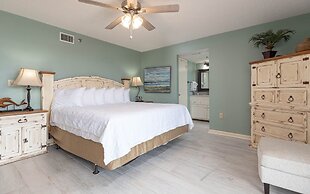 Phoenix Iv 4031 3 Bedroom Condo by Redawning