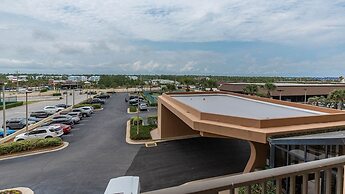 Phoenix Iv 4031 3 Bedroom Condo by Redawning