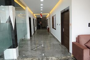 Green Sarovar Hotel & Restaurant