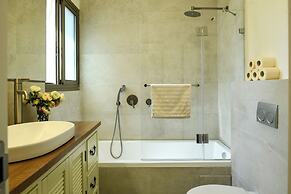 Coastline Family Triplex by Sea N' Rent