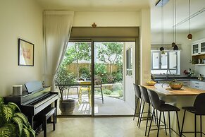 Coastline Family Triplex by Sea N' Rent