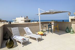 Coastline Family Triplex by Sea N' Rent