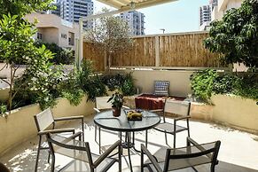 Coastline Family Triplex by Sea N' Rent