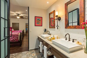 Vista Encantada by VRHOST