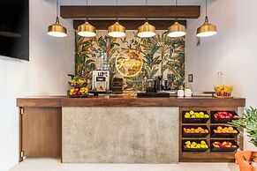 Vista Encantada by VRHOST