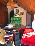 Alma Apartment in Sonnleitn Am Nassfeld at 1484m
