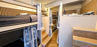 Hideout Hostel