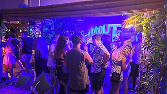 Hideout Hostel