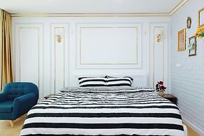 SAZIHOME Le Thanh Tong Hanoi