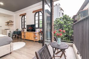 SAZIHOME Le Thanh Tong Hanoi