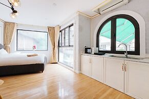 SAZIHOME Le Thanh Tong Hanoi