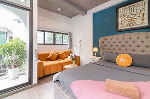 SAZIHOME Le Thanh Tong Hanoi