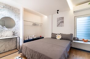 SAZIHOME Le Thanh Tong Hanoi