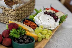 Artistic Vac Villa w pool by Sea N' Rent