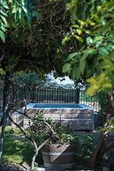 Artistic Vac Villa w pool by Sea N' Rent