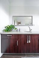 Artistic Vac Villa w pool by Sea N' Rent