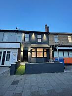 Lovely 2-bed Apartment in Blackpool Secret House