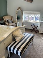 Eagle House- Award Winning B&B and Apartment