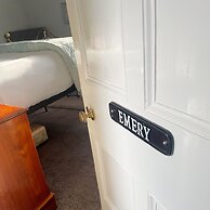 Eagle House- Award Winning B&B and Apartment