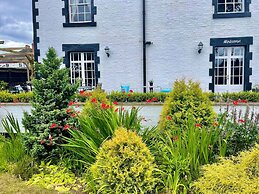 Eagle House- Award Winning B&B and Apartment