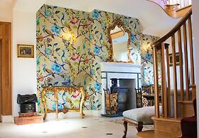 Eagle House- Award Winning B&B and Apartment