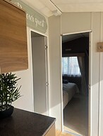 Lovely 2-bed Cabin in Birchington