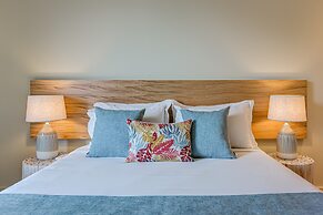 Blissful Suites Porto by gaiarooms