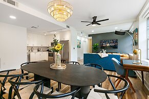 Mardi Gras Suites NOLA's 4BR Elegance