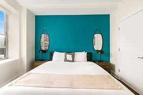 Mardi Gras Suites NOLA's 4BR Elegance