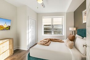 Mardi Gras Suites NOLA's 4BR Elegance