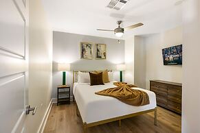 Mardi Gras Suites NOLA's 4BR Elegance