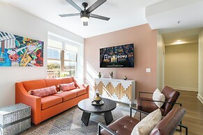 Mardi Gras Suites NOLA's 4BR Elegance