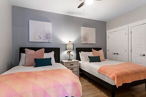 Mardi Gras Suites NOLA's 4BR Elegance