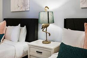 Mardi Gras Suites NOLA's 4BR Elegance