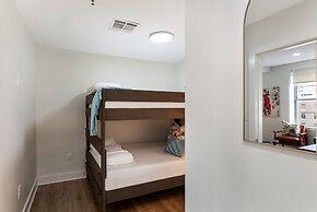 Mardi Gras Suites NOLA's 4BR Elegance