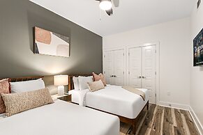 Mardi Gras Suites NOLA's 4BR Elegance