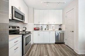 Mardi Gras Suites NOLA's 4BR Elegance