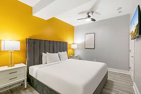 Mardi Gras Suites NOLA's 4BR Elegance