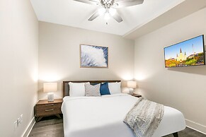 Mardi Gras Suites NOLA's 4BR Elegance