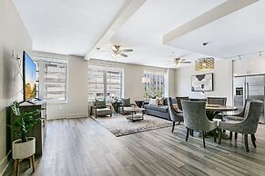 Mardi Gras Suites NOLA's 4BR Elegance