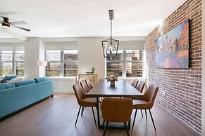 Mardi Gras Suites NOLA's 4BR Elegance