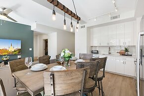 Mardi Gras Suites NOLA's 4BR Elegance