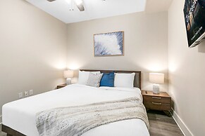 Mardi Gras Suites NOLA's 4BR Elegance