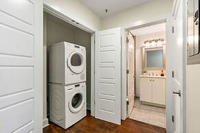 Mardi Gras Suites NOLA's 4BR Elegance