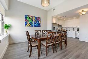 Mardi Gras Suites NOLA's 4BR Elegance