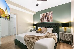 Mardi Gras Suites NOLA's 4BR Elegance