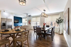 Mardi Gras Suites NOLA's 4BR Elegance